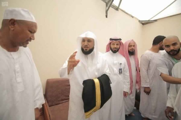 ولي العهد يوجه بشراء تذاكر مبارة منتخبنا مع اليابان