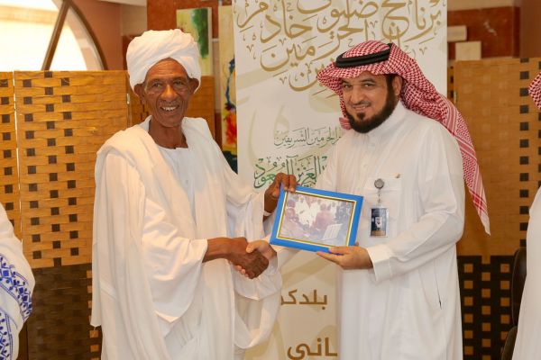 أسر الشهداء  المصريين بزيارة لمجمع الملك فهد لطباعة المصحف