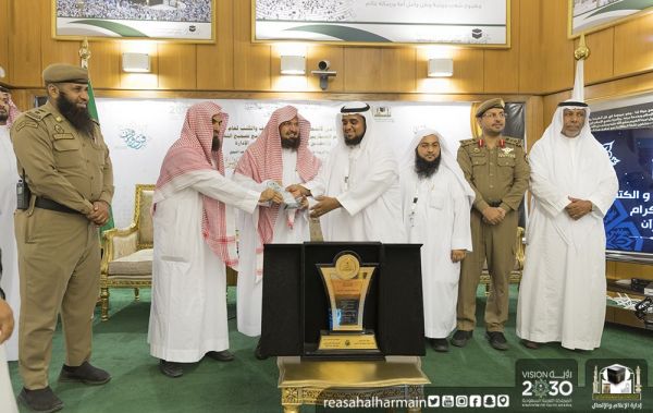 السواحه يعلن رفع الحجب عن تطبيقات المكالمات خلال أسبوع