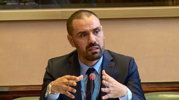 جمعية بر الحكامية توزع الحقائب المدرسية للأيتام و الأسر المحتاجة