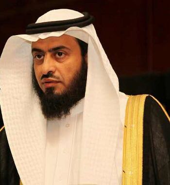 في أول يوم دراسي العواد تقوم بزيارة مدارس الرياض