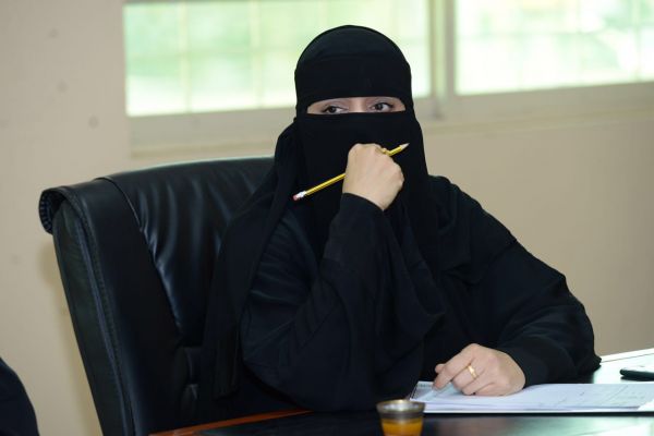 مدير تعليم مكة يزور جناح مطوفي الدول  العربية