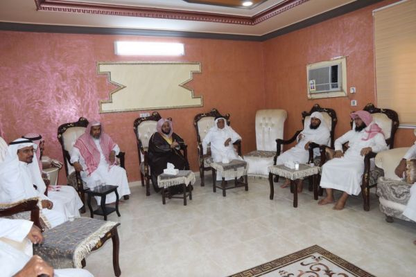 توجيه باستمرار تطبيق مشروع تطوير برنامج رعاية الموهوبات المدرسي