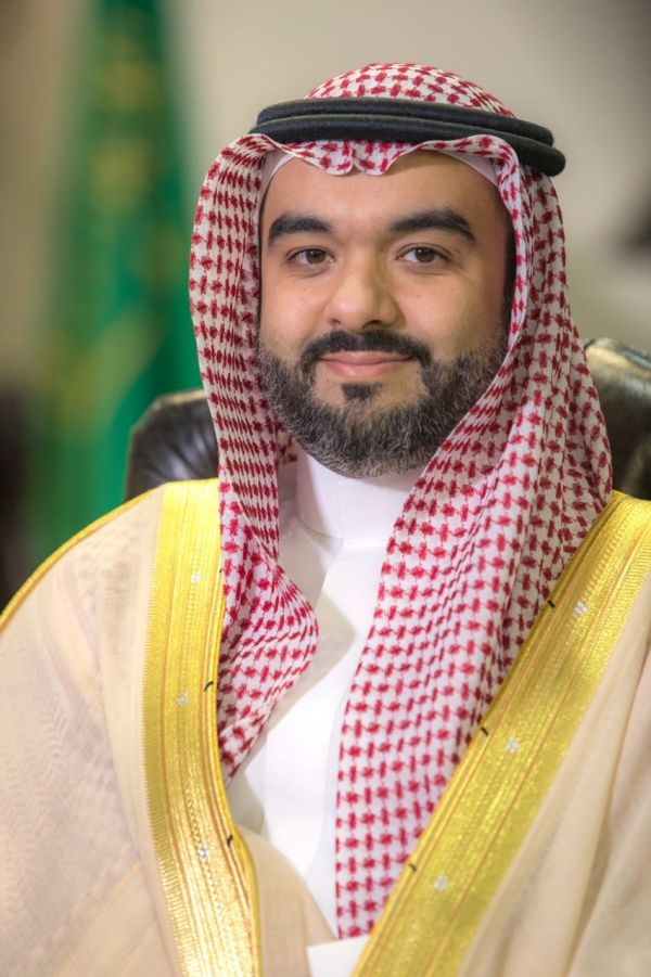 هيئة السياحة أول مؤسسة وطنية تدخل لغة برايل في كروت موظفيها