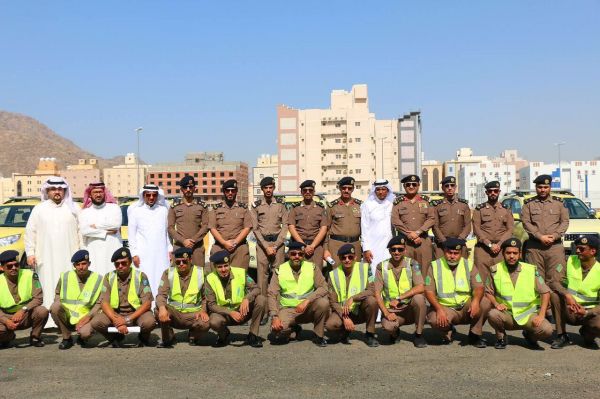 بلدي الرياض يناقش مشروع حافلات الرياض