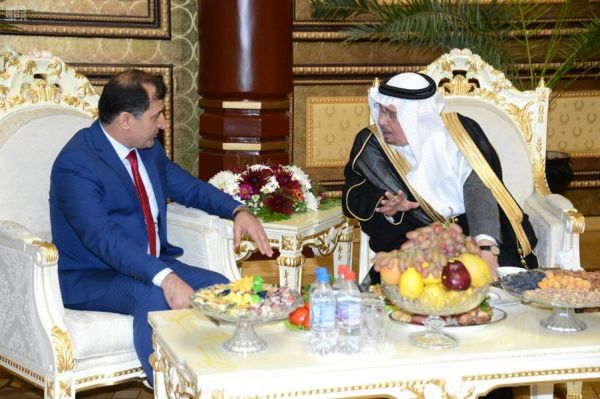 الجبير يقدم العزاء لذوي الشهيد الملازم عبدالله بن مهدي آل فاران