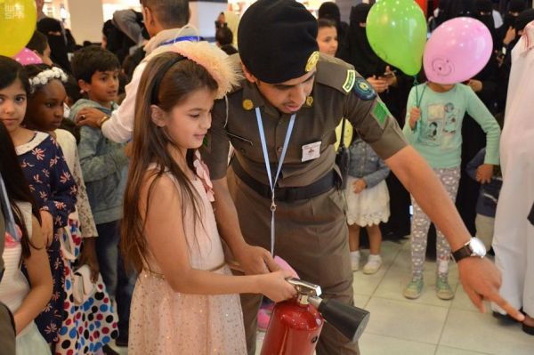نائب أمير الرياض يشرف حفل سفارة التشييك