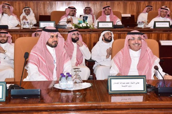 حادث مروع بجدة لعائلة من المعتمرين  يسفر عن إصابات خطيرة