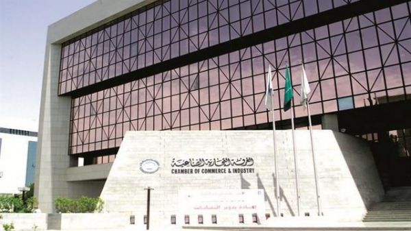 مركز الملك سلمان للإغاثة يقدم حملة إغاثية لسكان الفشت وبكلان اليمنيتين