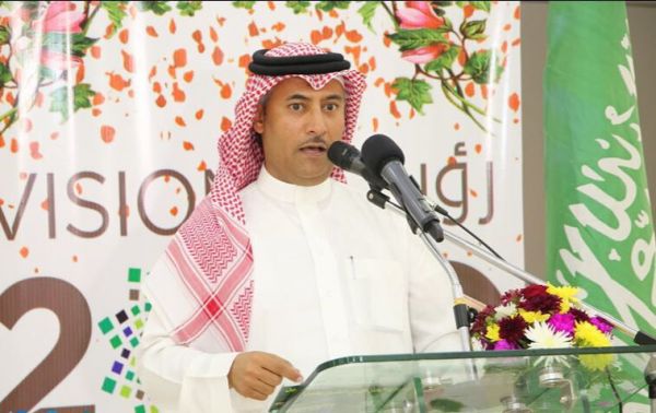 مدني سكاكا يسيطر على حريق شاحنة تحمل كمية من الأعلاف