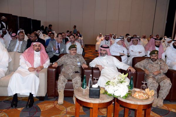 تعرض عدد من السيارات للتكسير والسرقة بالمدينة