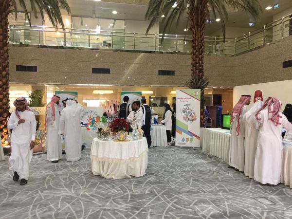 برامج للتوعية من الامراض المعدية بالأماكن العامة