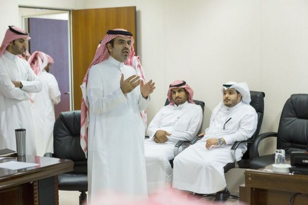 مواجهة السمنة في لقاء المرشدين الصحيين بتعليم عسير
