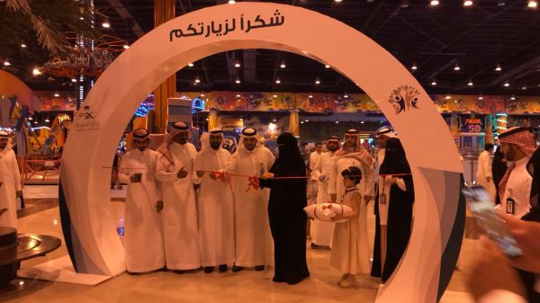 العمل تدعو المنشآت لتصحيح نشاطها إلى النشاط الفعلي عبر موقعها