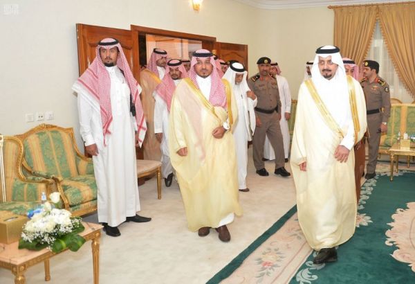 الدكتور الربيعة يعلن عن إقامة منتدى لتطوير العمل الإنساني
