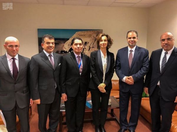 أمير منطقة الرياض يستقبل الأمراء والمسؤولين وأعضاء الشؤون الصحية بالمنطقة