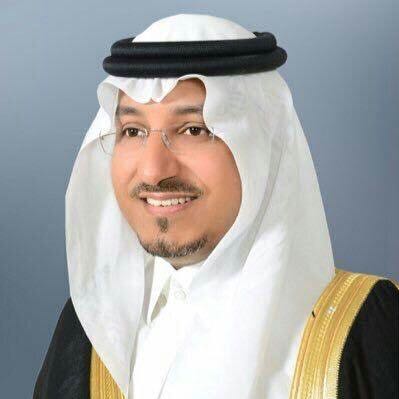 خادم الحرمين الشريفين يزور الأمير مقرن