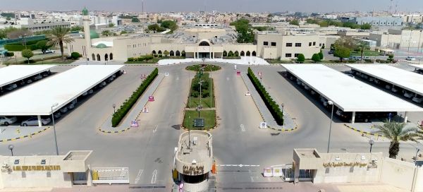 الخدمة المدنية تبدأ استقبال 268 مواطنة لاستكمال إجراءات ترشيحهن