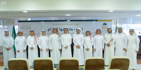 ملك البحرين يغادر الرياض بعد تقديم واجب العزاء في وفاة الأمير منصور بن مقرن بن عبدالعزيز