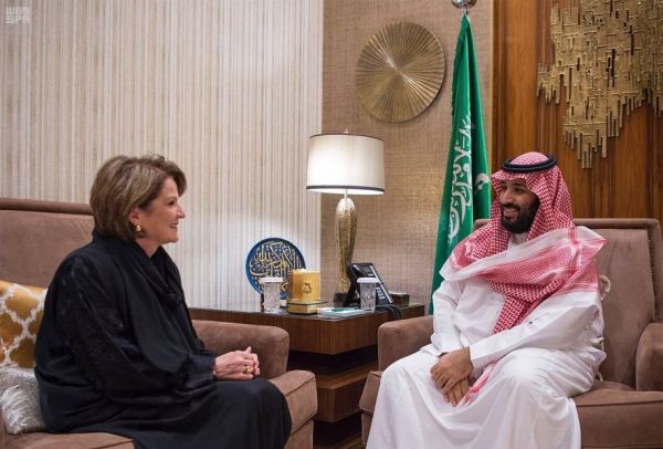 ولي العهد يلتقي بيل جيتس ويستعرضان البرامج والمشاريع التنموية المشتركة وفرص الاستثمار