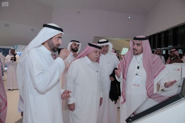 السفير الرويلي يقدم أوراق اعتماده لرئيس هندوراس