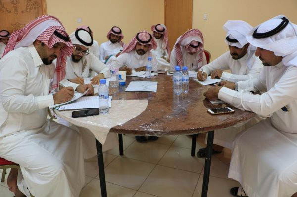 ضبط مخالف أثيوبي يعمل بصناعة الخمور  وبيعها بالرياض
