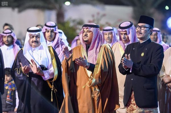 مدني القصيم بنقذ 13 ممرضة من حريق بمقر سكنهن
