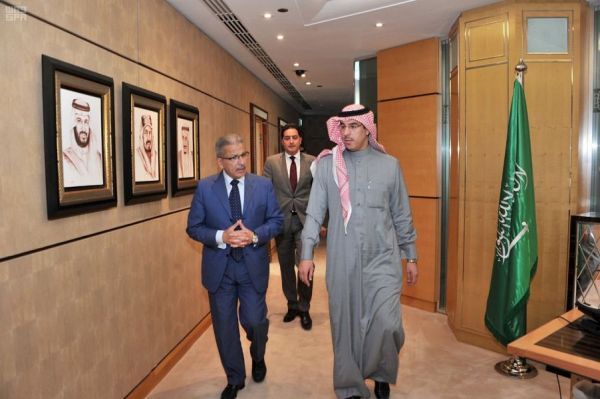 منتدى الرياض الاقتصادي يناقش دراستي المنظومة التشريعية ورفع إنتاجية العنصر البشري