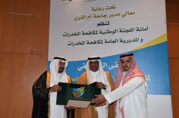 الخلب يوجّه بإنهاء طريق العارضة أبوعريش في الربع الأول من 2018