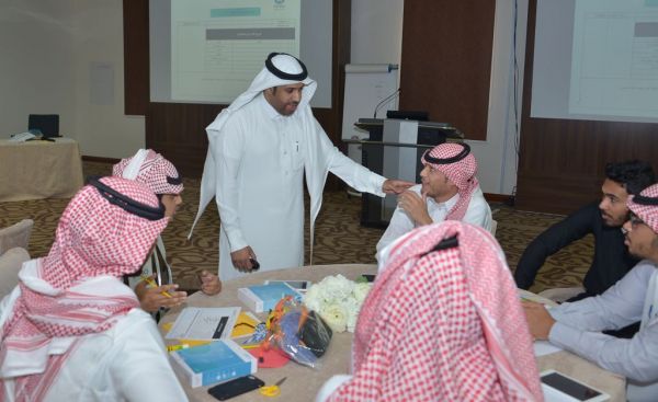 آل الشيخ يطلع على آخر منجزات مشروع توطين حلقات التحفيظ