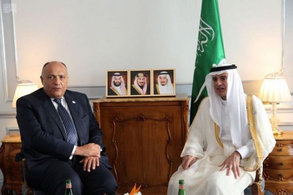 وزير الخارجية يلتقي نظيره العراقي