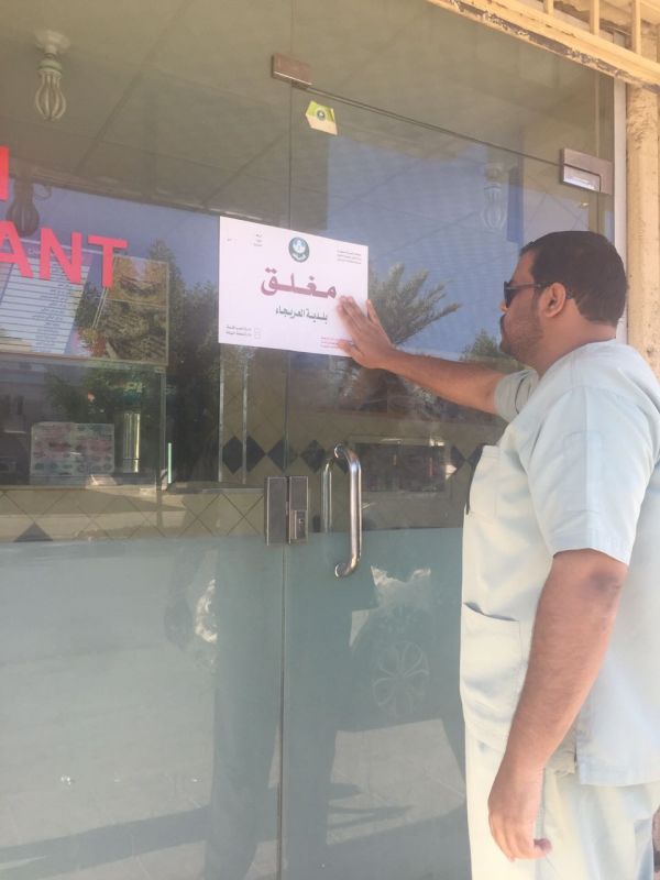 وفاة 3 عمالة بنغلاديشية في احتجاز غرفة مغلقة واخر في العناية