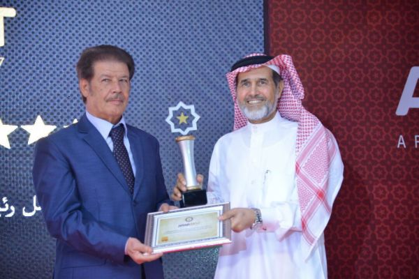 ضبط عدد من العمالة الوافدة المخالفة لنظام العمل والإقامة بعسير