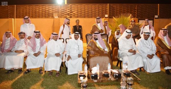 ولي العهد يلتقي رئيس الاتحاد الدولي لكرة القدم