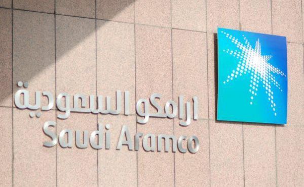 إصابة 15 فلسطينيا بالعيارات النارية والعشرات الاختناق في مواجهات قطاع غزة