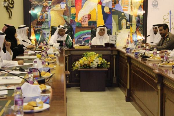 خادم الحرمين الشريفين يجري اتصالا هاتفيًا بالرئيس الفلسطيني