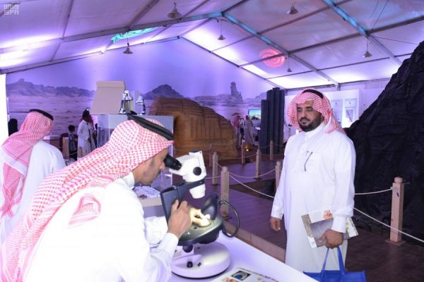 أمير منطقة جازان يستقبل المواطنين