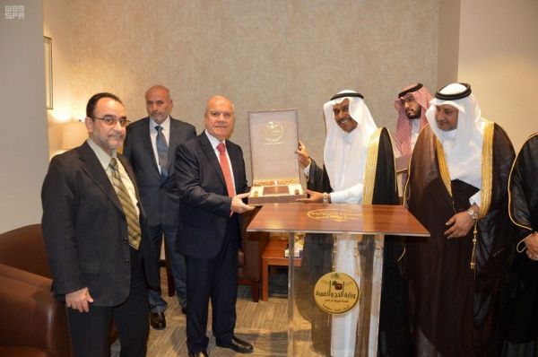 وزير الخارجية يعقد لقاءً ثنائياً مع وزير الخارجية وشؤون المغتربين الأردني