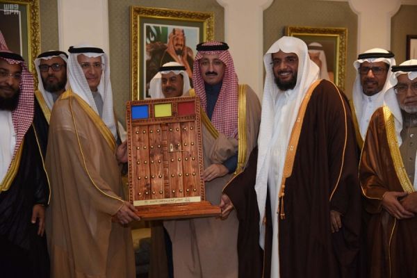 الحج والعمرة : المملكة تبذل جهوداً جبارة لرعاية حجاج بيت الله الحرام