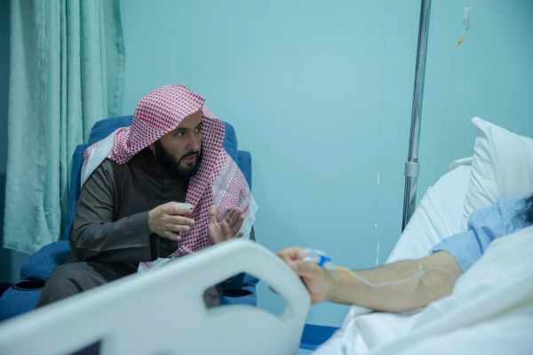 أمير منطقة الرياض يجتمع بأعضاء برنامج إخلاء وإزالة المباني الآيلة للسقوط