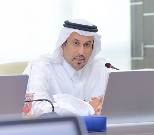 أمير الرياض يكرم أكثر من 400 متفوق ومتفوقة من أبناء جمعية إنسان