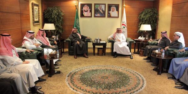 مدني مكة يسيطر على حريق بمبنى تحت الإنشاء دون اصابات