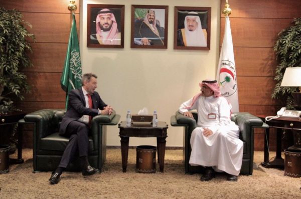أمير الرياض يستقبل أبا الخيل و المشاركين بمؤتمر واجب الجامعات السعودية وأثرها بحماية الشباب