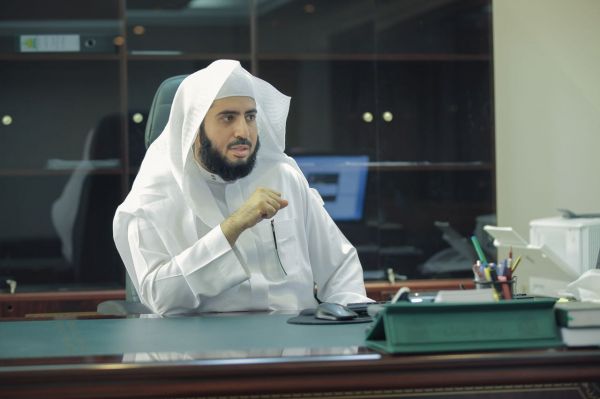 الهلال الاحمر بالرياض يقيم دورة القيادة الامنة لسيارة الاسعاف