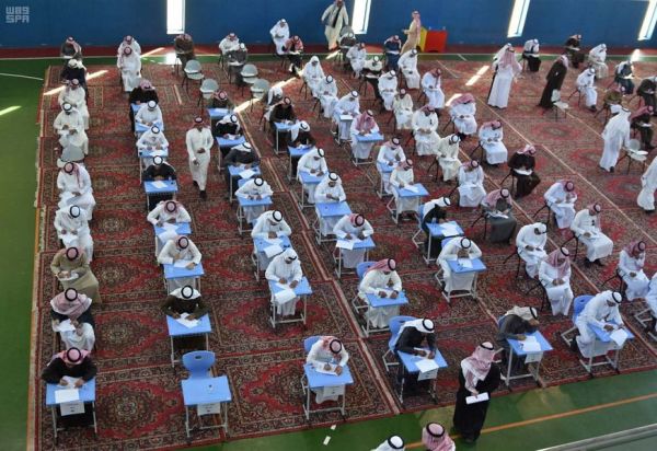 أمير الحدود الشمالية : خادم الحرمين وولي العهد حريصان على تمكين المواطنين من فرص العمل
