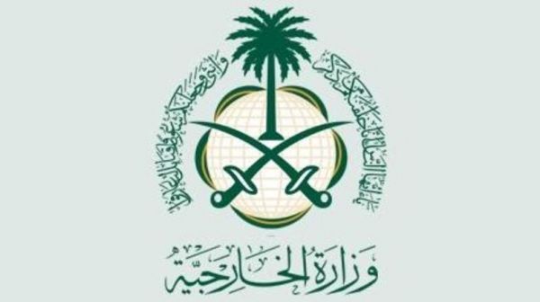 الداعية السحيم يلقن الشهادتين لأعداد كبيرة بالقوافل الدعوية في بوروندي