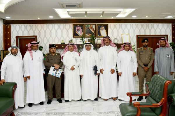 الجامعة العربية المفتوحة تزف 1395 خريجا وخريجة لسوق العمل