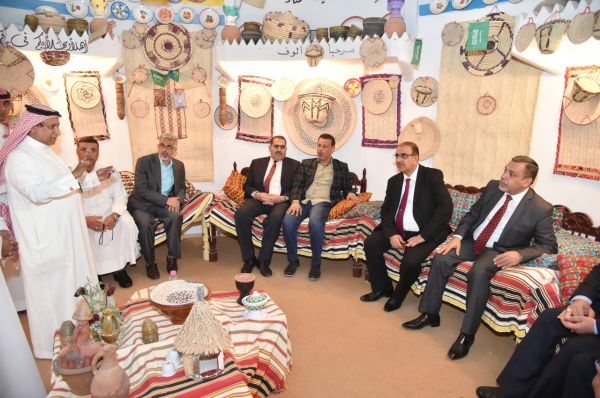 الهلال الاحمر يعيد النبض لخمسيني بعد ان توقف قلبه بمهرجان الجنادرية