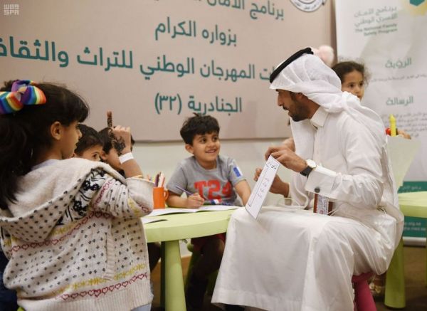 250 كيلو تمر و20 ألف قرص كليجا يومياً لزوار جناح القصيم في الجنادرية