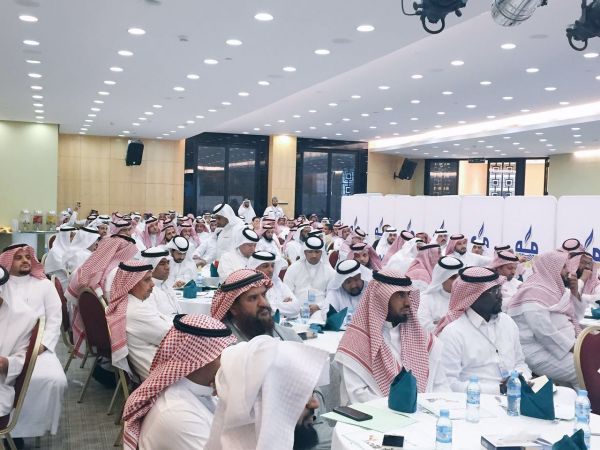 المجلس البلدي بالأحساء  ينظم لقاءاً مفتوحاً مع عُمد الأحياء